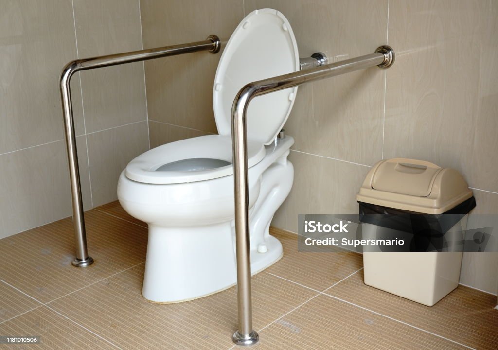 SALLE DE BAIN SÉCURISÉE SENIORS : LE GUIDE COMPLET 2025